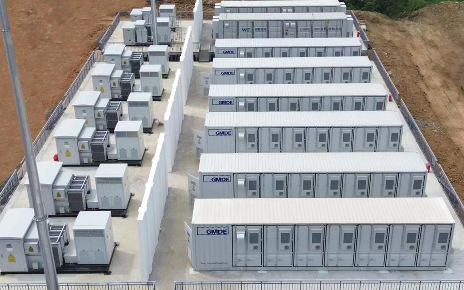Instalación GMDE de almacenamiento BESS a escala de red